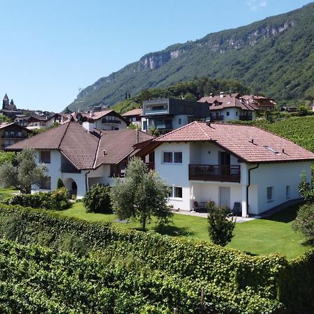 Unterstoan Hof Apartment Termeno Exterior photo